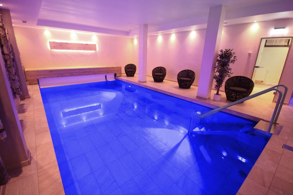 Hotel Haus Wiesengrund Халенберг Екстериор снимка