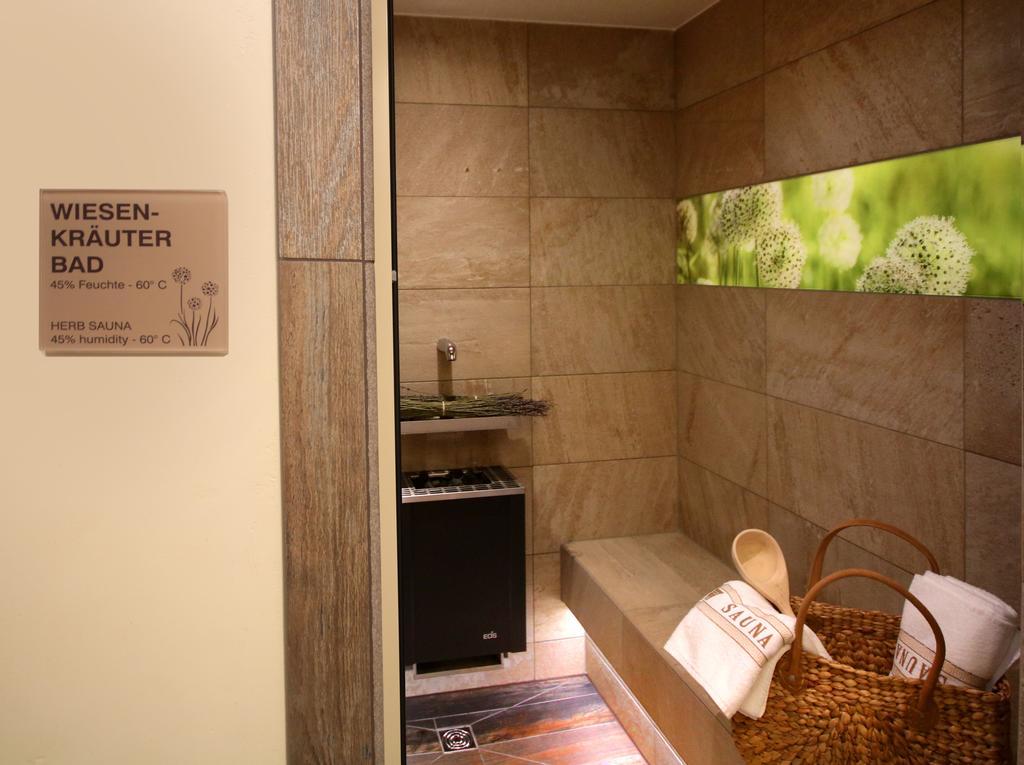 Hotel Haus Wiesengrund Халенберг Екстериор снимка