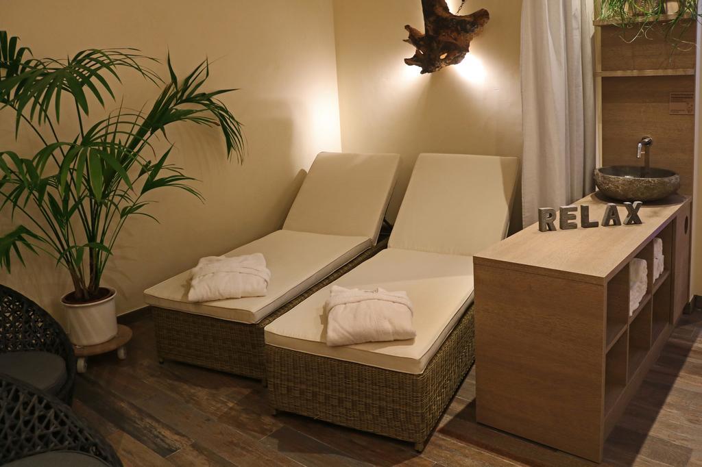 Hotel Haus Wiesengrund Халенберг Екстериор снимка